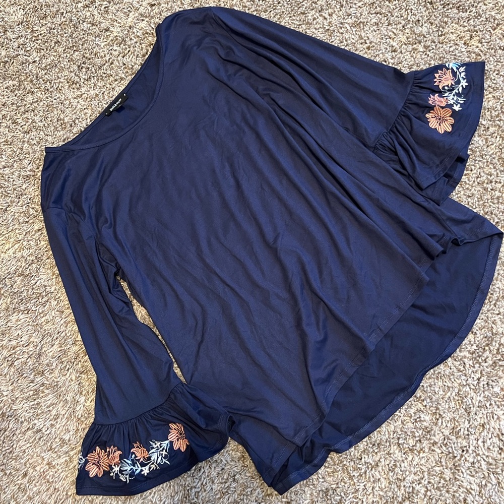 Sage & Vicky Navy blue blouse || Floral Sleeve Ruffle